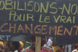 Koacinaute Togo : Législatives, déclaration à  New York du Groupe Ad hoc de Soutien au Collectif Sauvons le Togo et à  la Coalition Arc-en-Ciel 